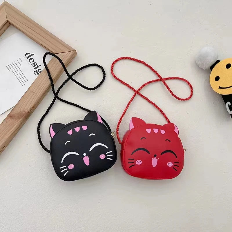 Bolsa Infantil Smiling Cat - Estilo, Conforto e Diversão para Todas as Idades!